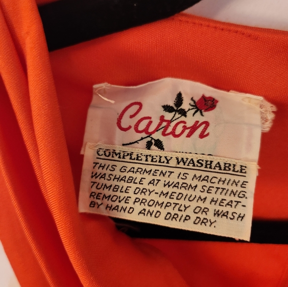 🧡70s Orange Dress🧡 - Picture 2 of 4